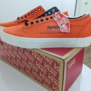 Vans Old Skool NASA Collaboration Size 10 Orange Sneakers Brand New In Box